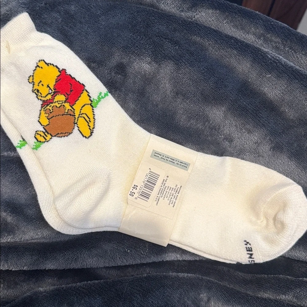 1980s/90s Vintage Disney Winnie the Pooh Socks